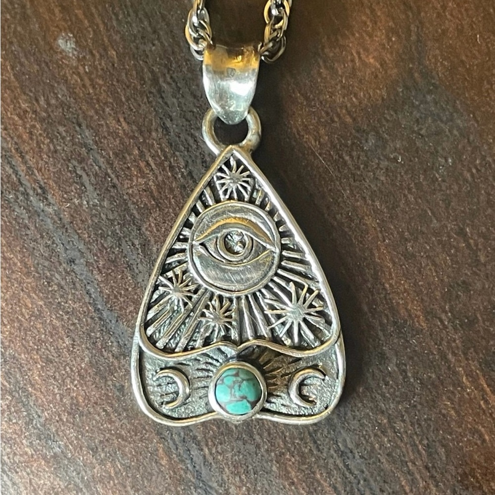 Bailey sarian Etah love necklace